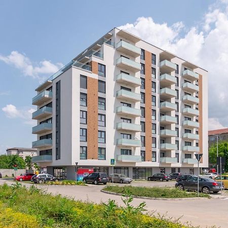 Grand Hill Flats Apartment ออราแด ภายนอก รูปภาพ