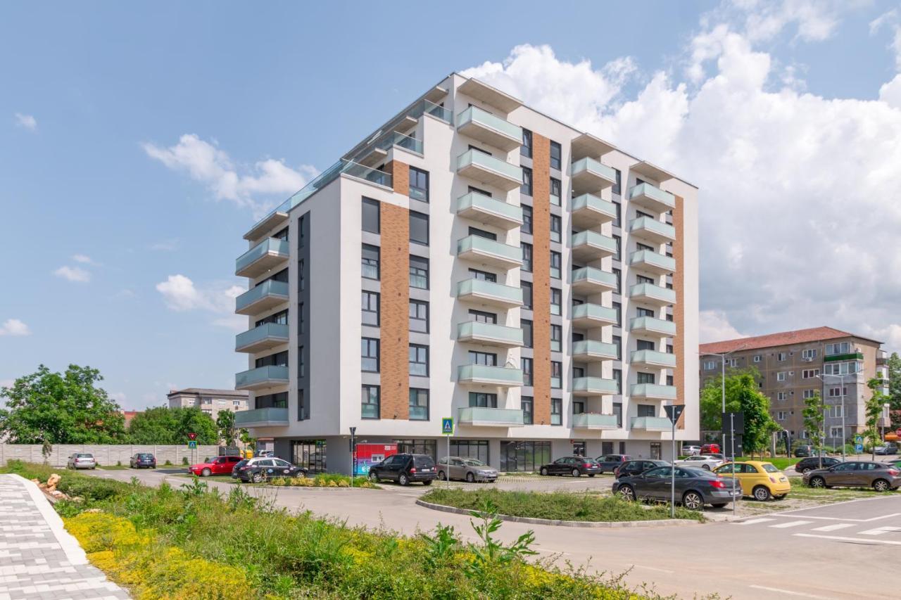 Grand Hill Flats Apartment ออราแด ภายนอก รูปภาพ