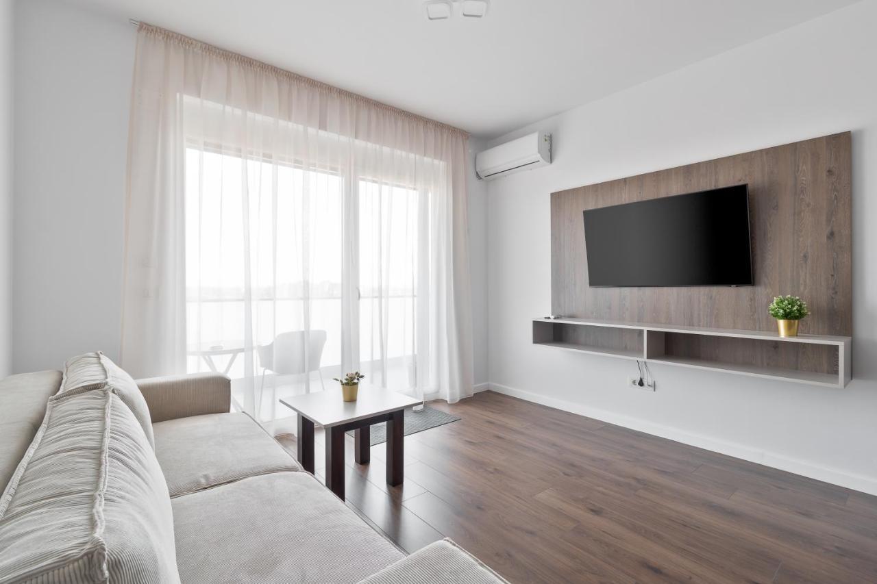 Grand Hill Flats Apartment ออราแด ภายนอก รูปภาพ