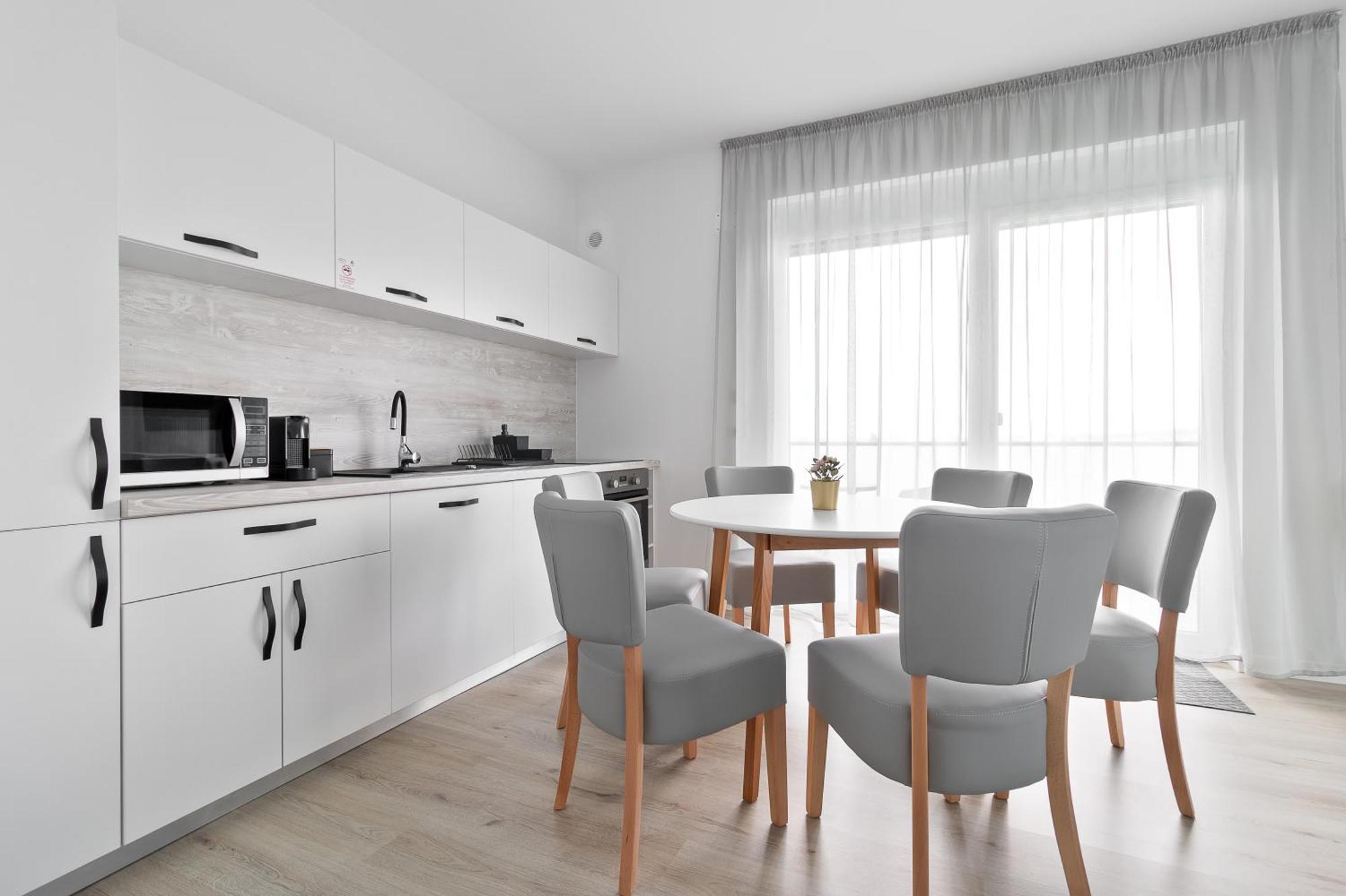 Grand Hill Flats Apartment ออราแด ภายนอก รูปภาพ